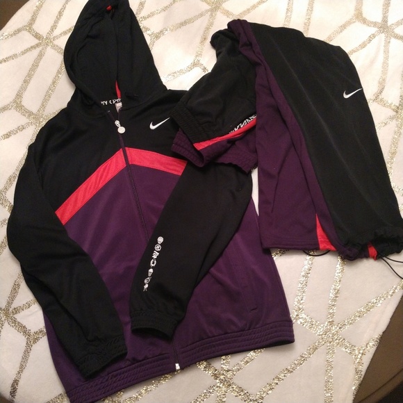 purple nike jogging suit